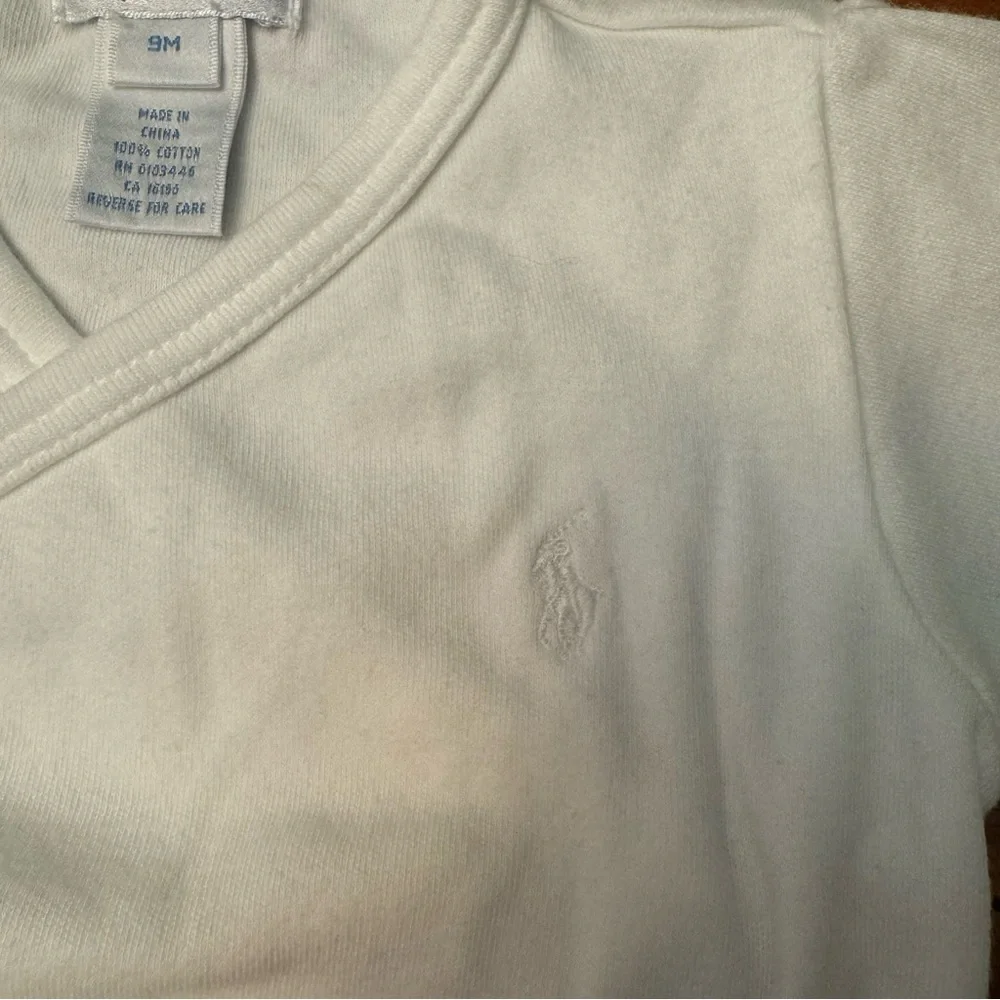 Ralph Lauren Baby Size 9 Months White Long Sleeve Cotton Snap Top